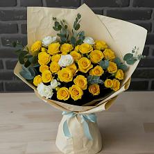 Букет цветов из:  Розы в Северка