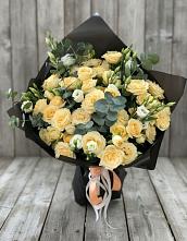 Букет цветов из:  Розы и Лизиантусы #REPLACE_PRED# Северка