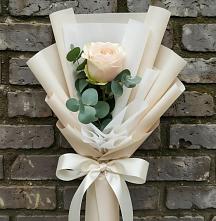 Букет цветов из:  Розы в Северка