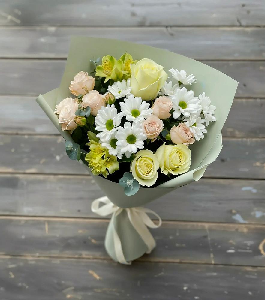 Букет цветов из: Альстромерии, Розы и Хризантемы в Северка