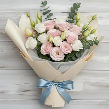 Букет цветов из:  Лизиантусы в Северка