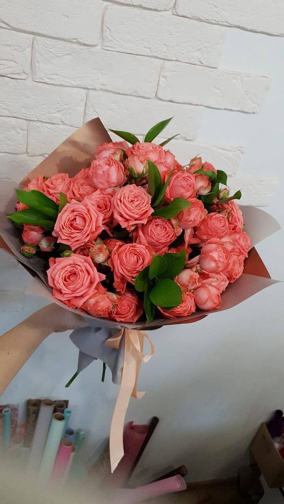 Букет цветов из: Розы в Северка