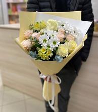 Букет цветов из:  Альстромерии, Розы и Хризантемы в Северка