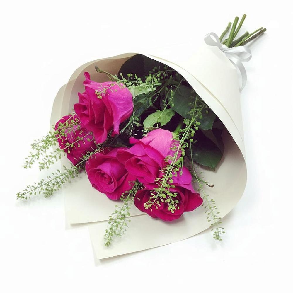 Букет цветов из: Розы в Северка