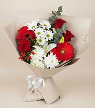 Букет цветов из:  Розы, Хризантемы, Герберы и Лилии в Северка