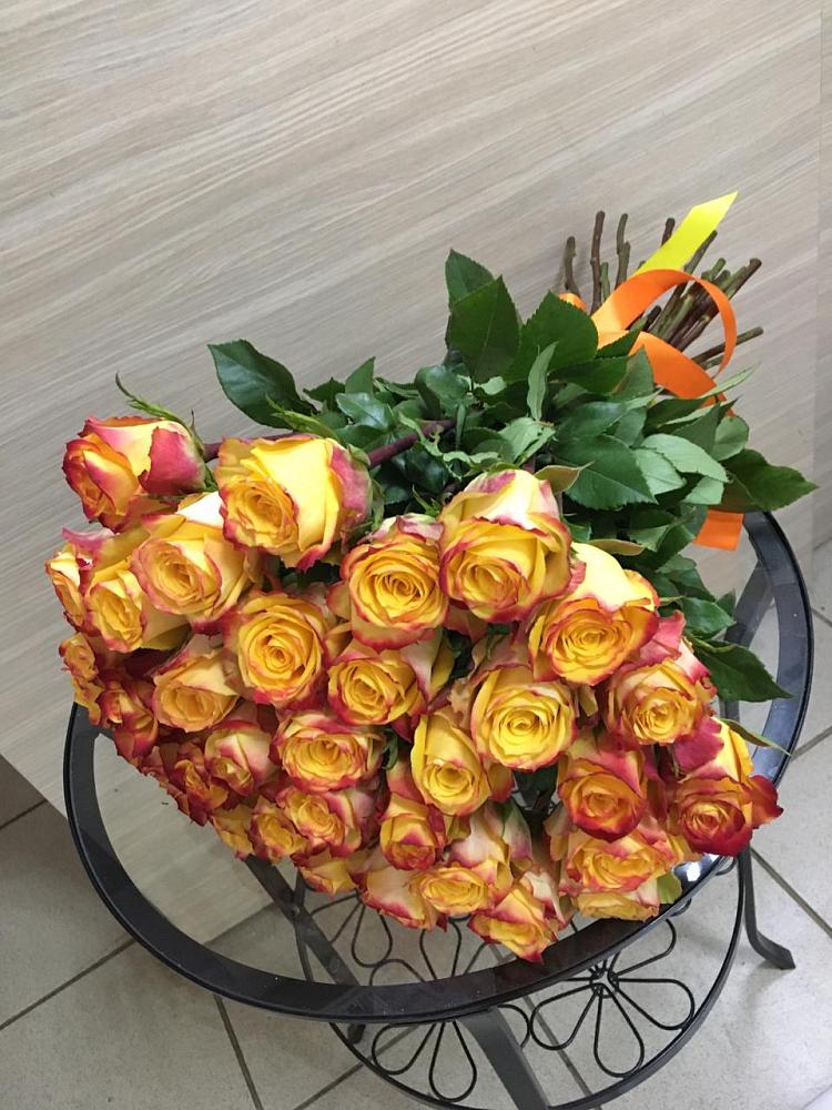 Букет Желтые розы в Северка