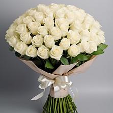 Букет 101 беля роза Белоснежка в Северка