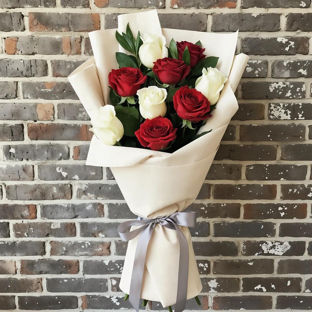 Букет цветов из: Розы в Северка