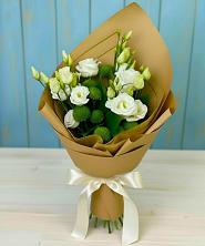 Букет цветов из:  Хризантемы и Лизиантусы в Северка