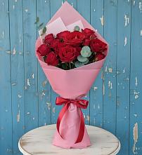 Букет цветов из:  Розы в Северка