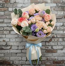 Букет цветов из:  Розы, Лизиантусы и Гвоздики в Северка